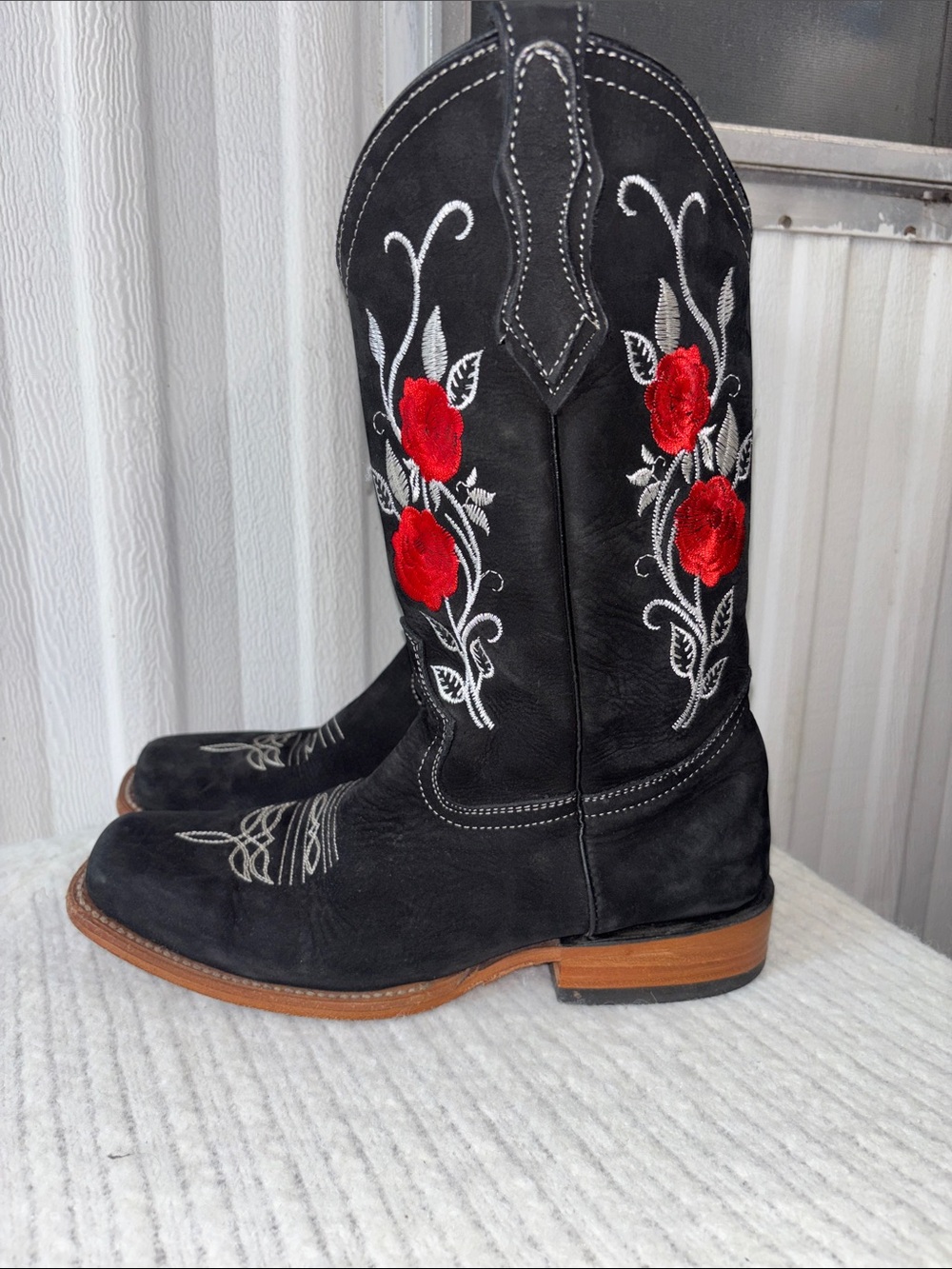 Black Suede Western Boots with Red Rose Embroidery
